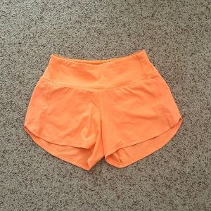 Lululemon SUPER RARE 2022 Color! Speed Up Mid- Rise Lined Short 4" Orange Soda